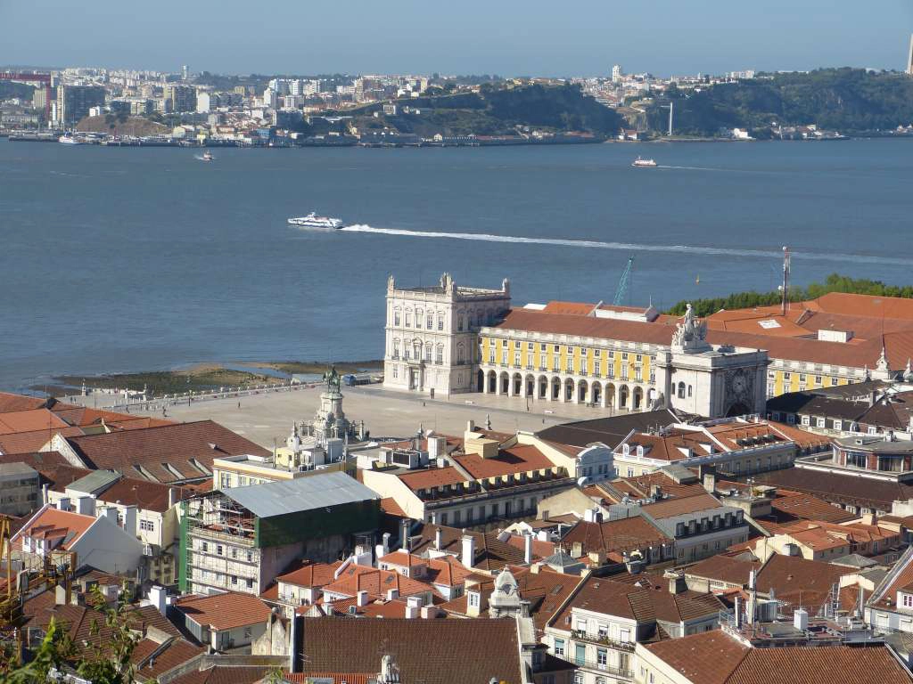 Vue de haut de la Praca do Commercio
