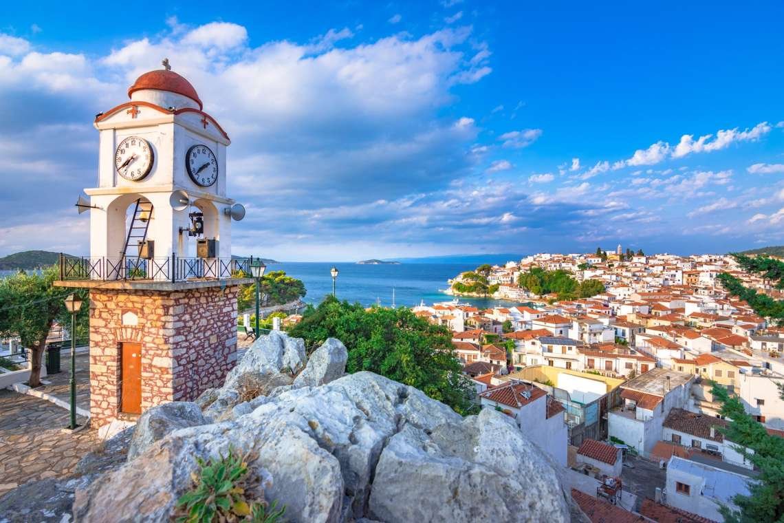 Vue sur l'ile de Skiathos