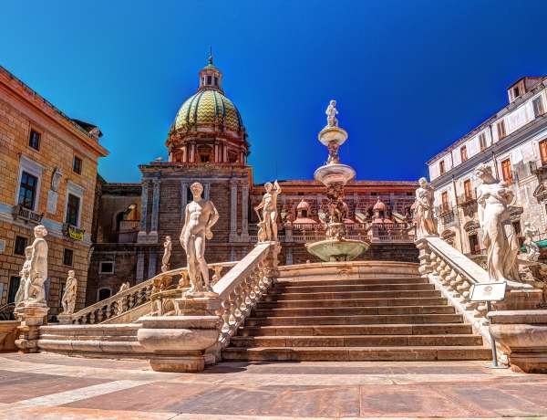 Fontana Pretoria à Palerme à voir lors d'une visite sans voiture de Palerme