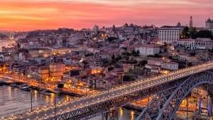 Que faire à Porto ? Vue de la ville au coucher du soleil