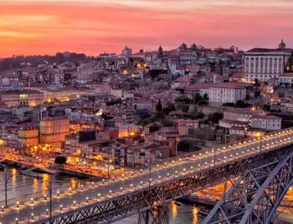 Que faire à Porto ? Vue de la ville au coucher du soleil
