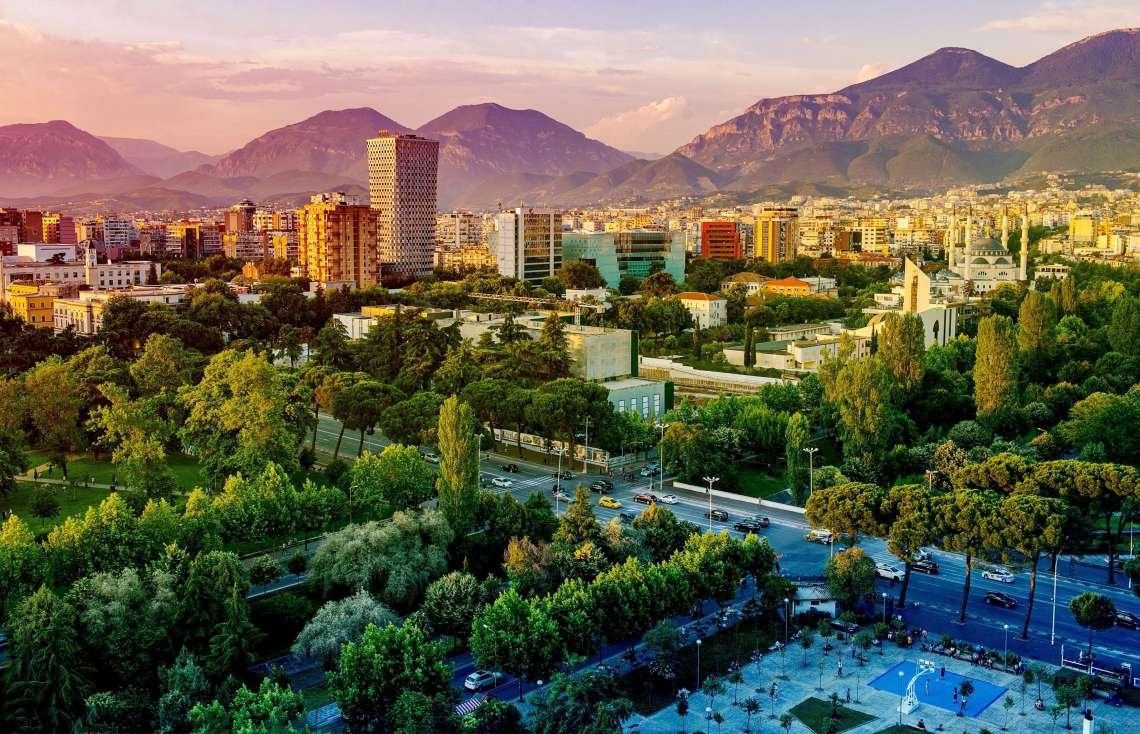 Tirana sans voiture : vue sur la capitale albanaise