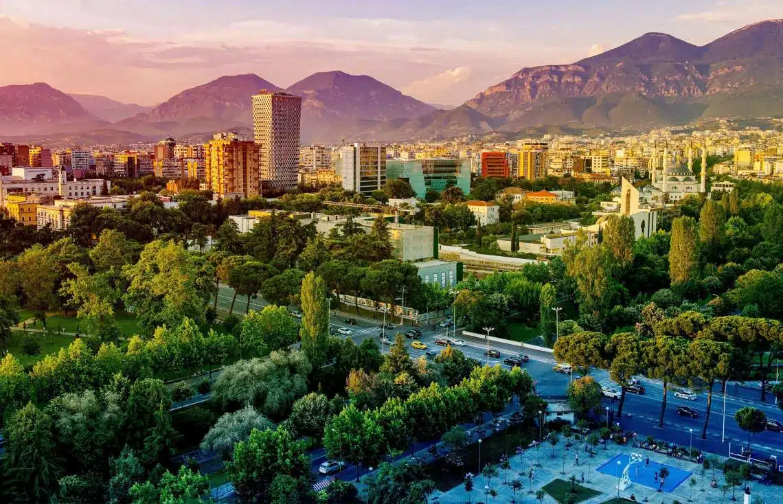 Tirana sans voiture : vue sur la capitale albanaise