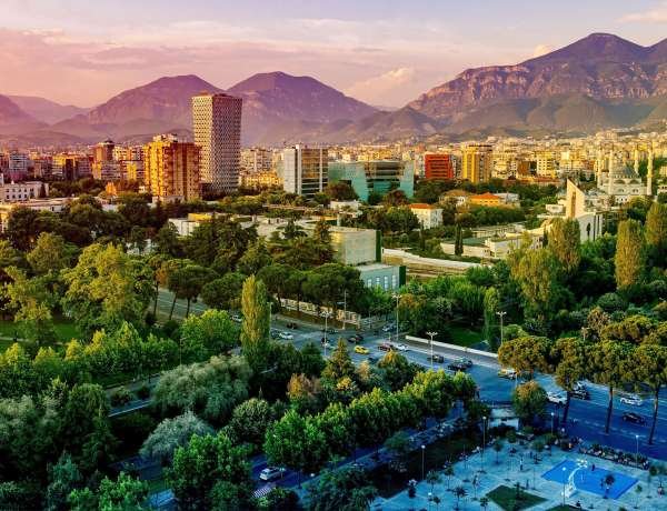 Tirana sans voiture : vue sur la capitale albanaise
